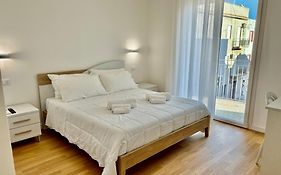 B&B 969